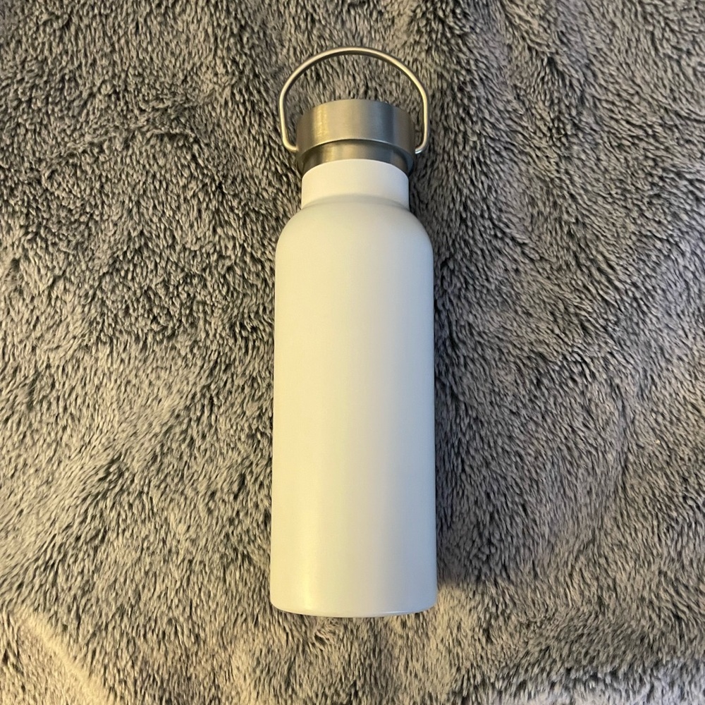 NWT White Stainless Steel Water Bottle ( Atlanta) - Picture 4 of 5